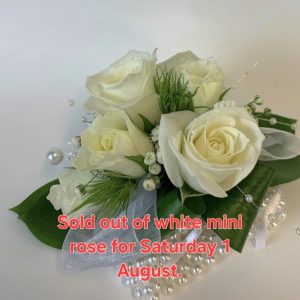 Rose wrist corsage