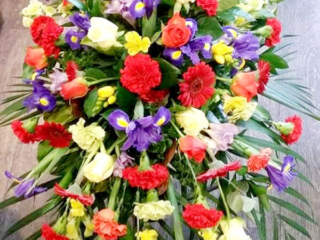seasonal-casket-spray-from-$250.00